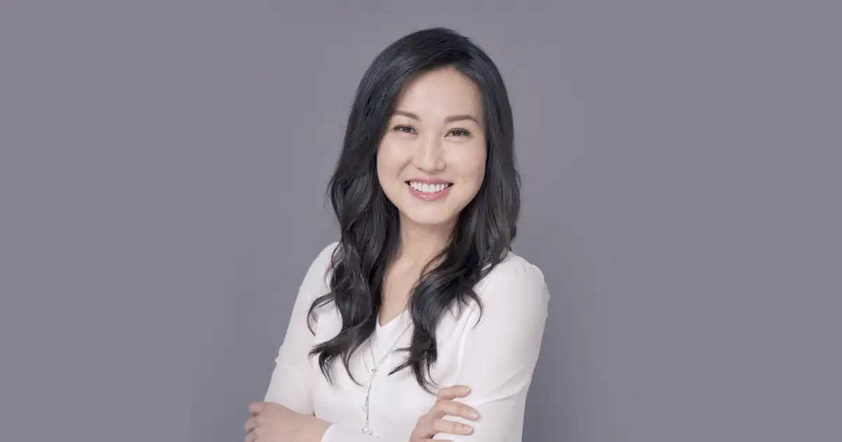 Angela Cearns, headshot